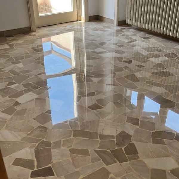 lucidatura pavimenti in marmo